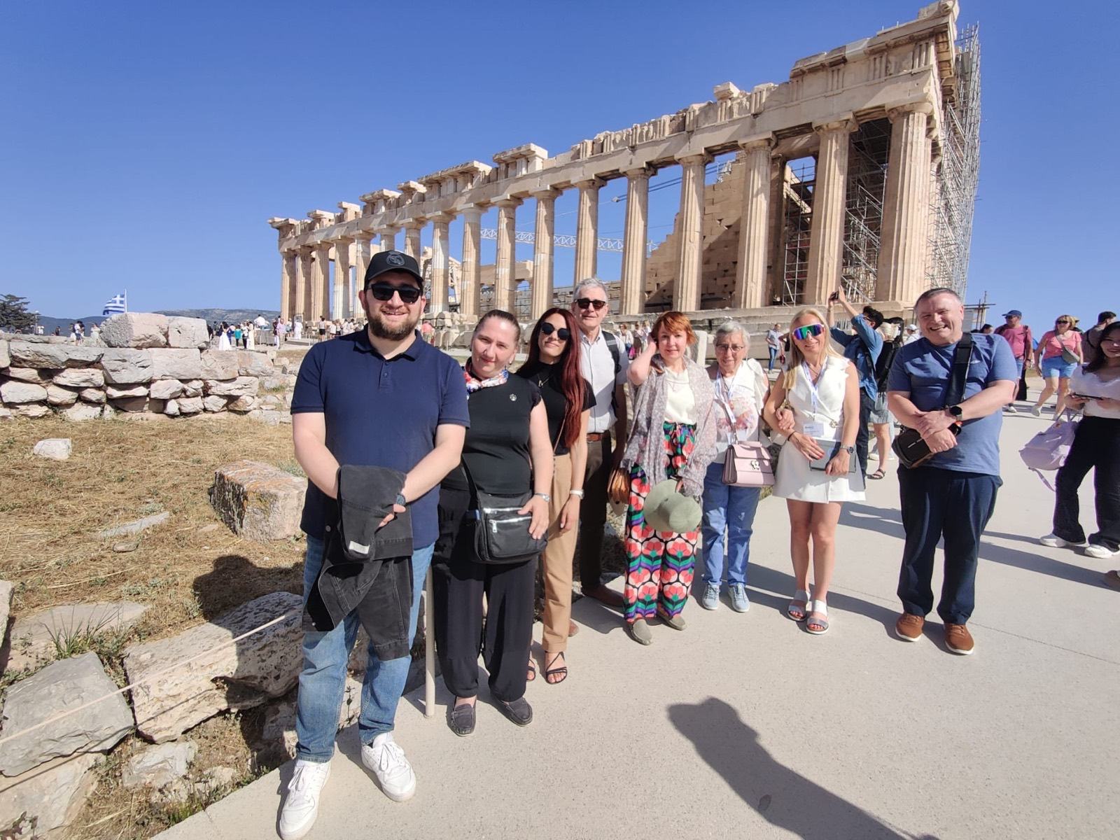 Kudos members together on the guided tour of the Acropolis
